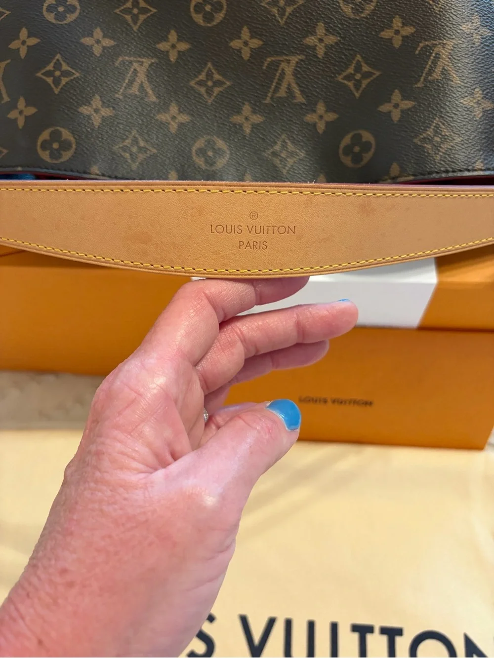 Louis Vuitton Graceful MM Monogram Canvas | Full Set | Excellent Condition - Picture 16 of 16